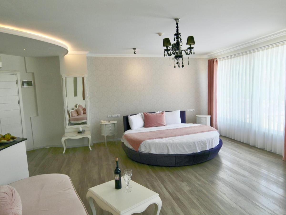 เกอเชก นาซ โฮเต็ล Hotel เกอเจค ภายนอก รูปภาพ