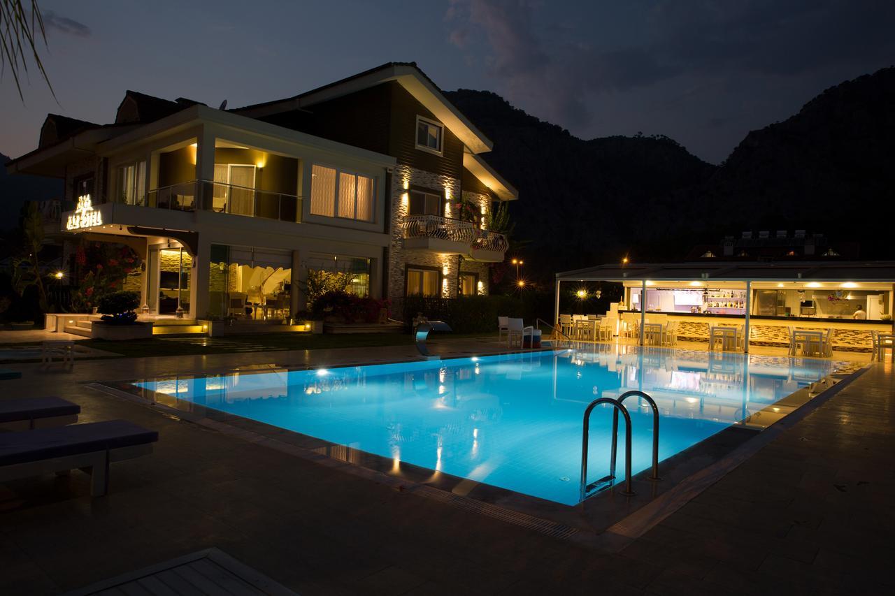 เกอเชก นาซ โฮเต็ล Hotel เกอเจค ภายนอก รูปภาพ